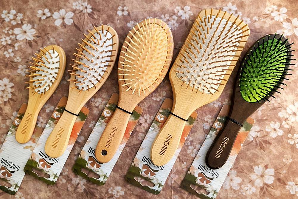 Dřevěné hřebeny MAGNUM Natural